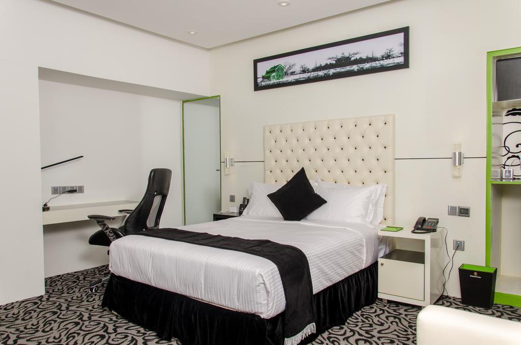 דאהקה Executive Inn מראה חיצוני תמונה