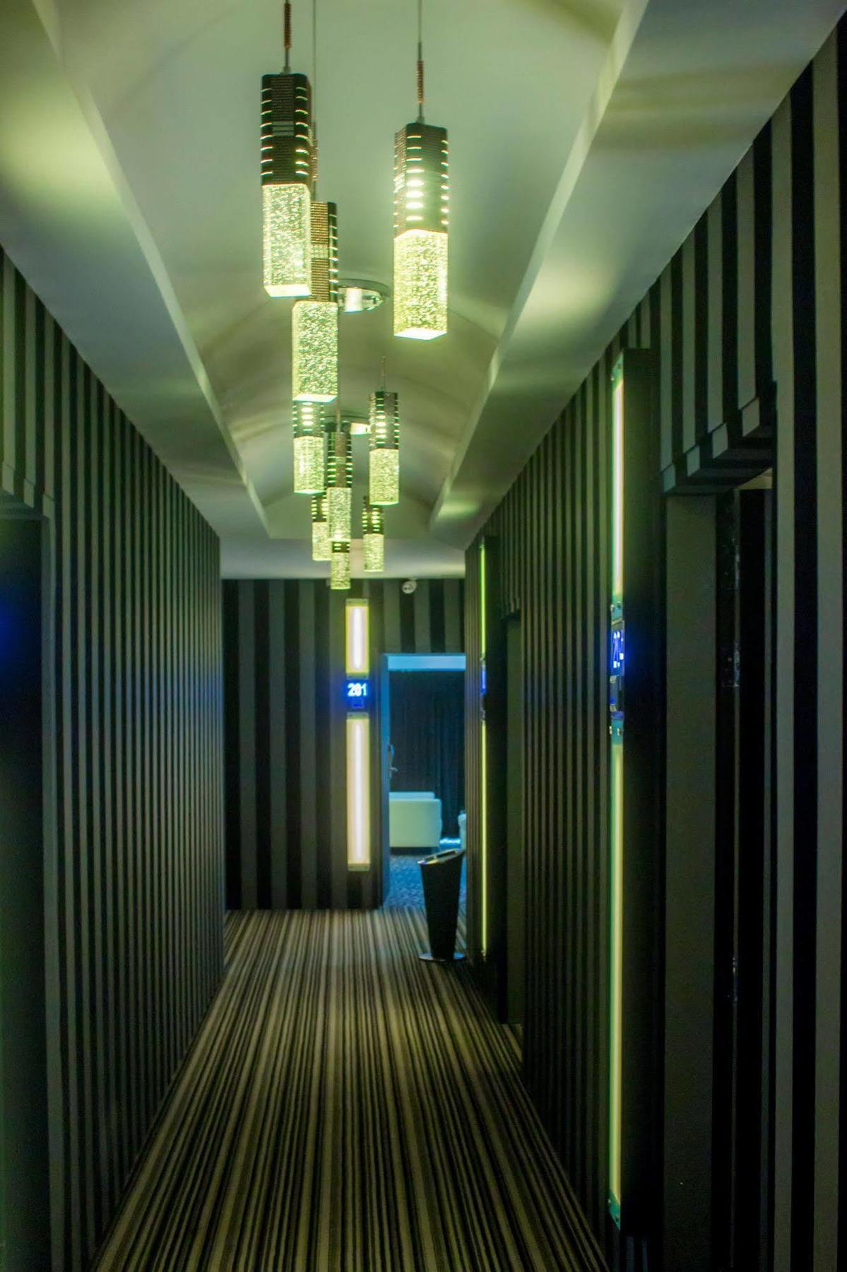 דאהקה Executive Inn מראה חיצוני תמונה