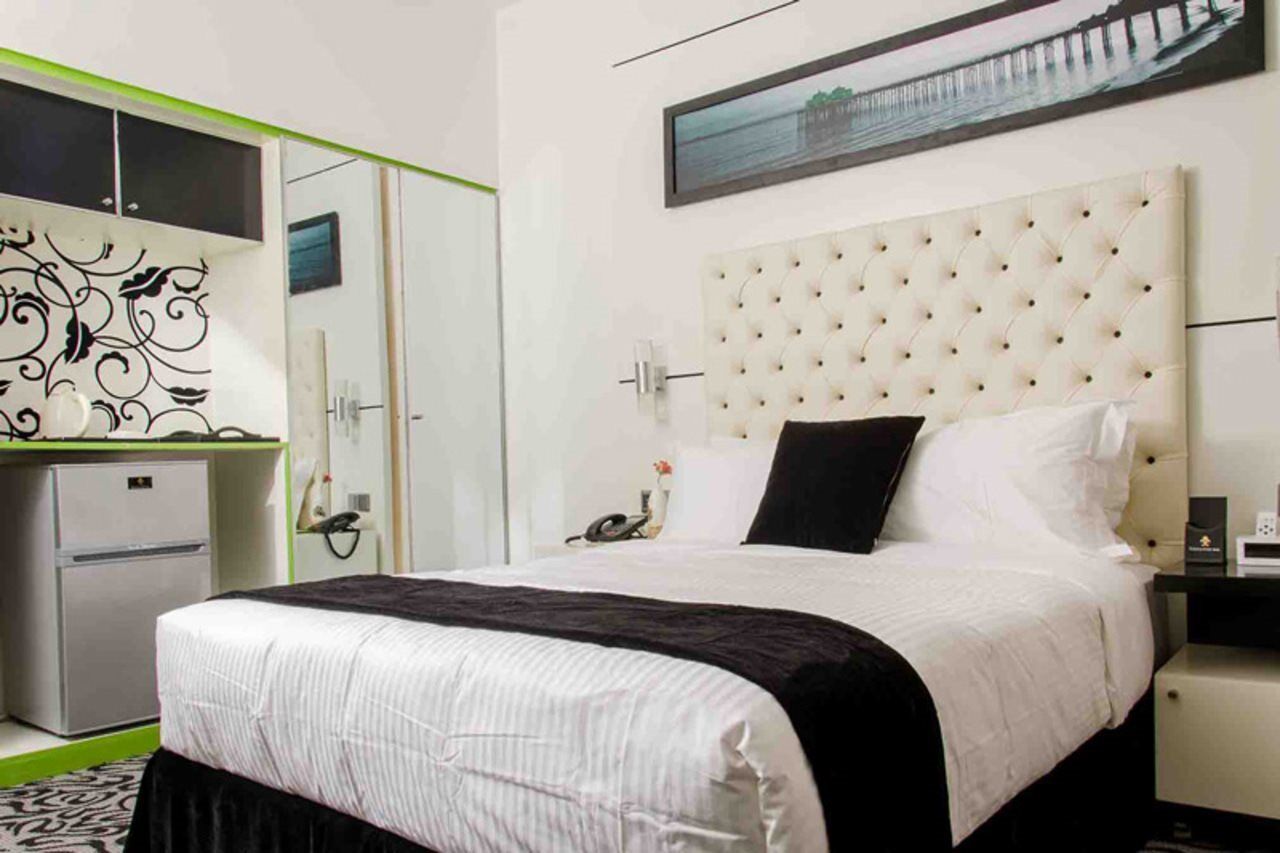 דאהקה Executive Inn מראה חיצוני תמונה